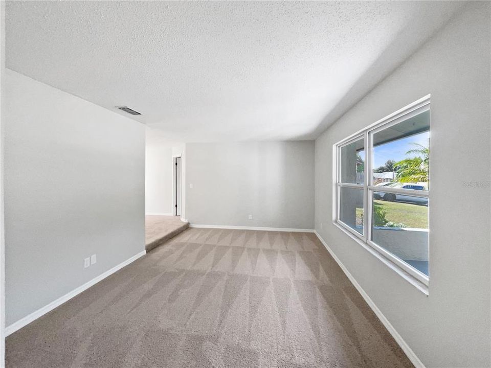 На продажу: $425,000 (3 спален, 2 ванн, 1574 Квадратных фут)