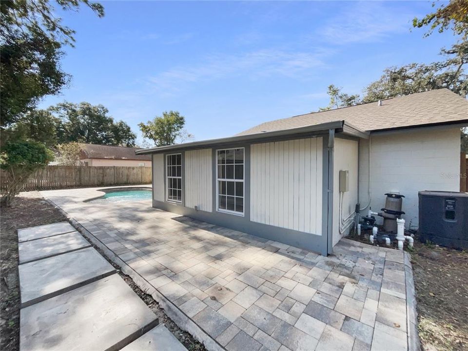 На продажу: $425,000 (3 спален, 2 ванн, 1574 Квадратных фут)