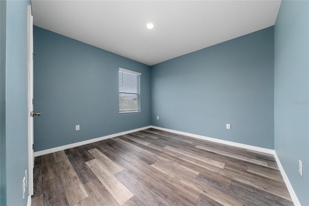 出租: $3,100 (5 贝兹, 3 浴室, 2674 平方英尺)