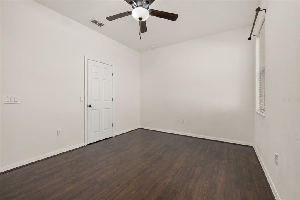 For Sale: $545,000 (4 beds, 3 baths, 2931 Square Feet)