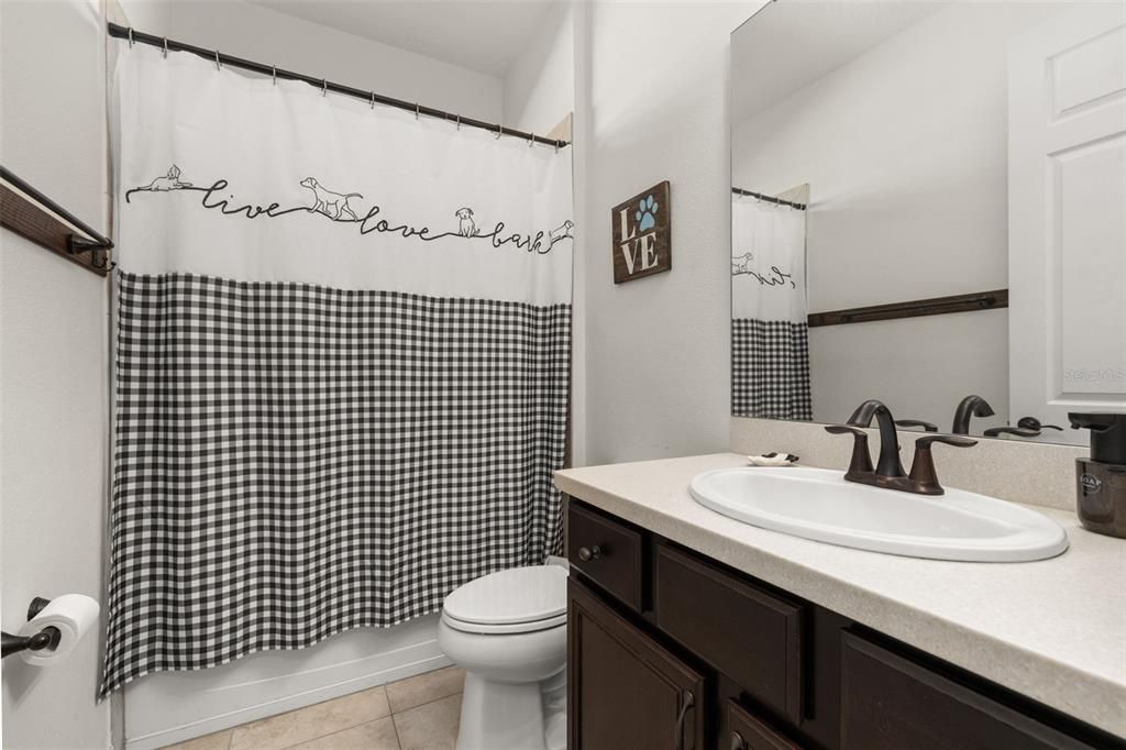 For Sale: $545,000 (4 beds, 3 baths, 2931 Square Feet)