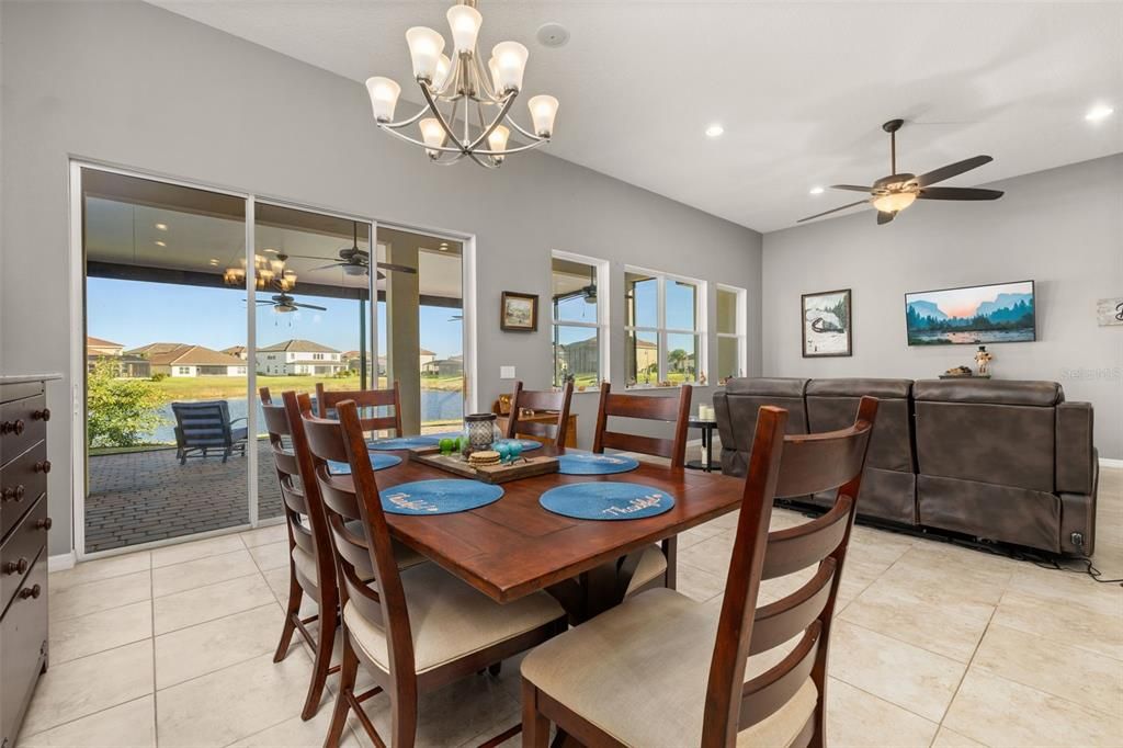 For Sale: $545,000 (4 beds, 3 baths, 2931 Square Feet)