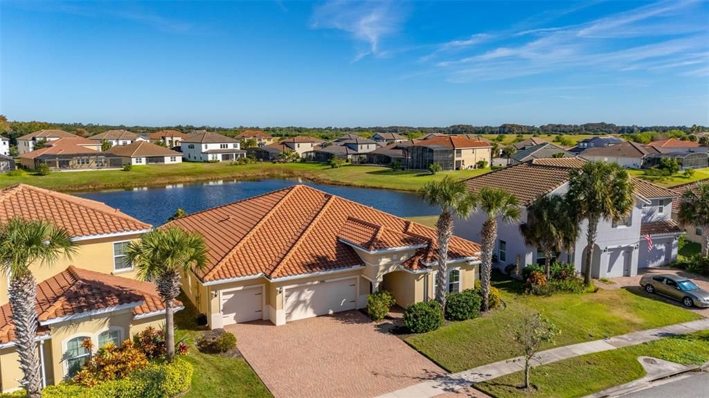 For Sale: $545,000 (4 beds, 3 baths, 2931 Square Feet)