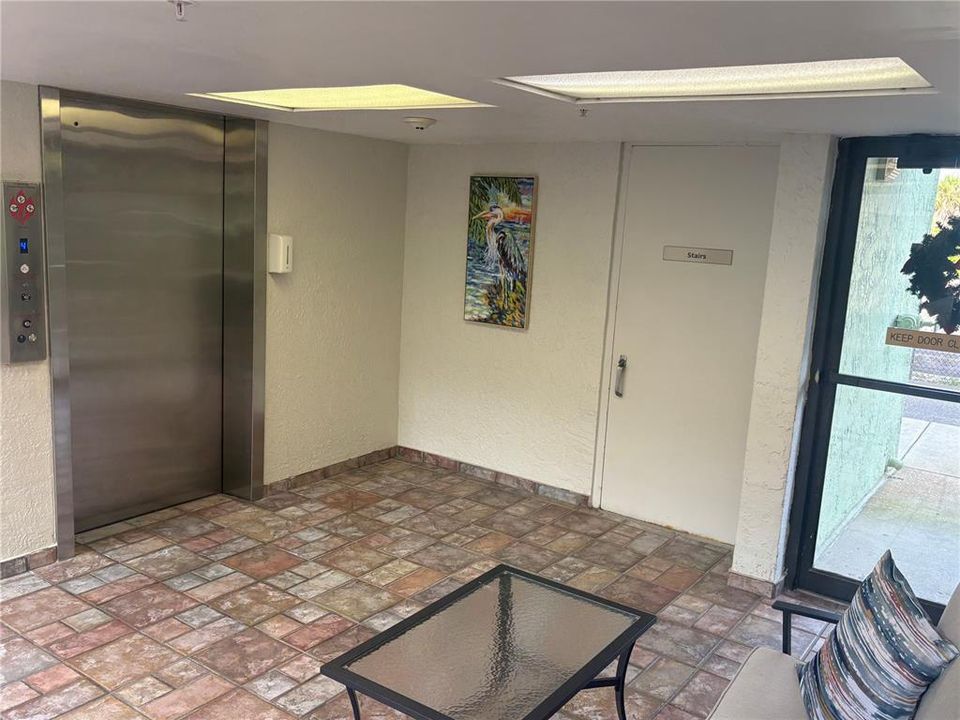 待售: $510,000 (2 贝兹, 2 浴室, 1320 平方英尺)