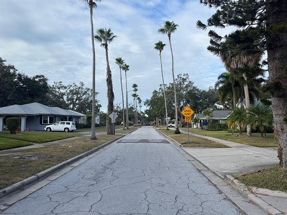 В аренду: $1,795 (2 спален, 1 ванн, 1230 Квадратных фут)