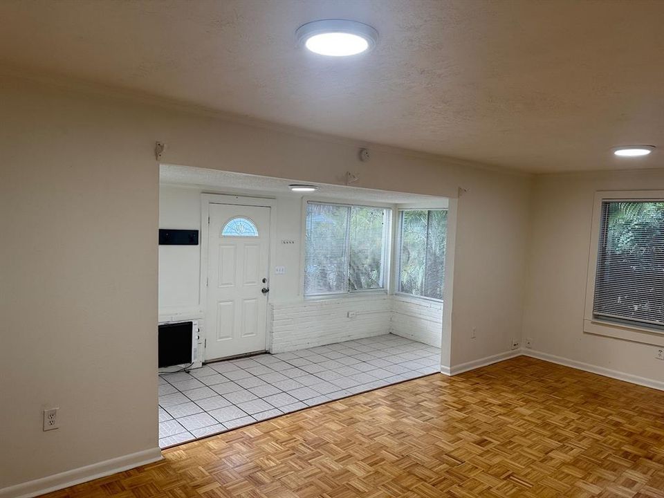 В аренду: $1,795 (2 спален, 1 ванн, 1230 Квадратных фут)