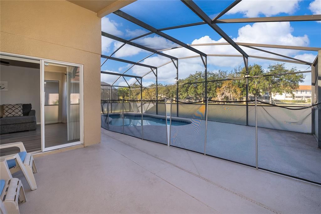 For Rent: $2,900 (4 beds, 3 baths, 1647 Square Feet)