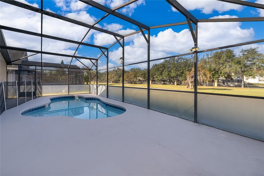 For Rent: $2,900 (4 beds, 3 baths, 1647 Square Feet)