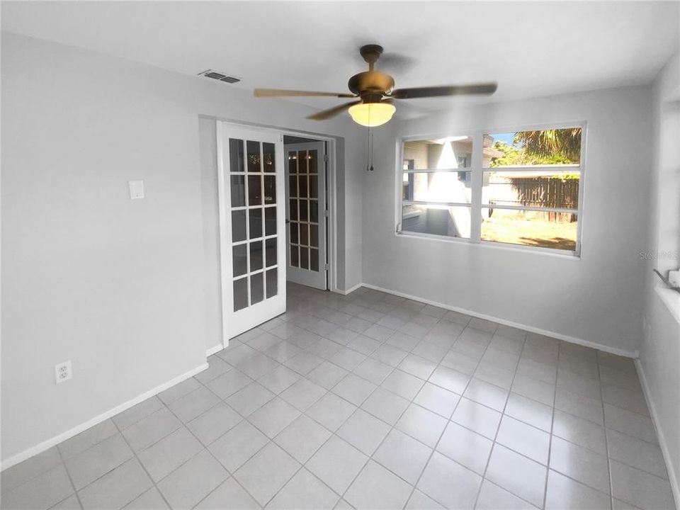 En Venta: $198,000 (2 camas, 1 baños, 1036 Pies cuadrados)