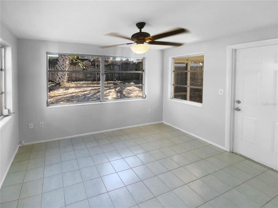 En Venta: $198,000 (2 camas, 1 baños, 1036 Pies cuadrados)