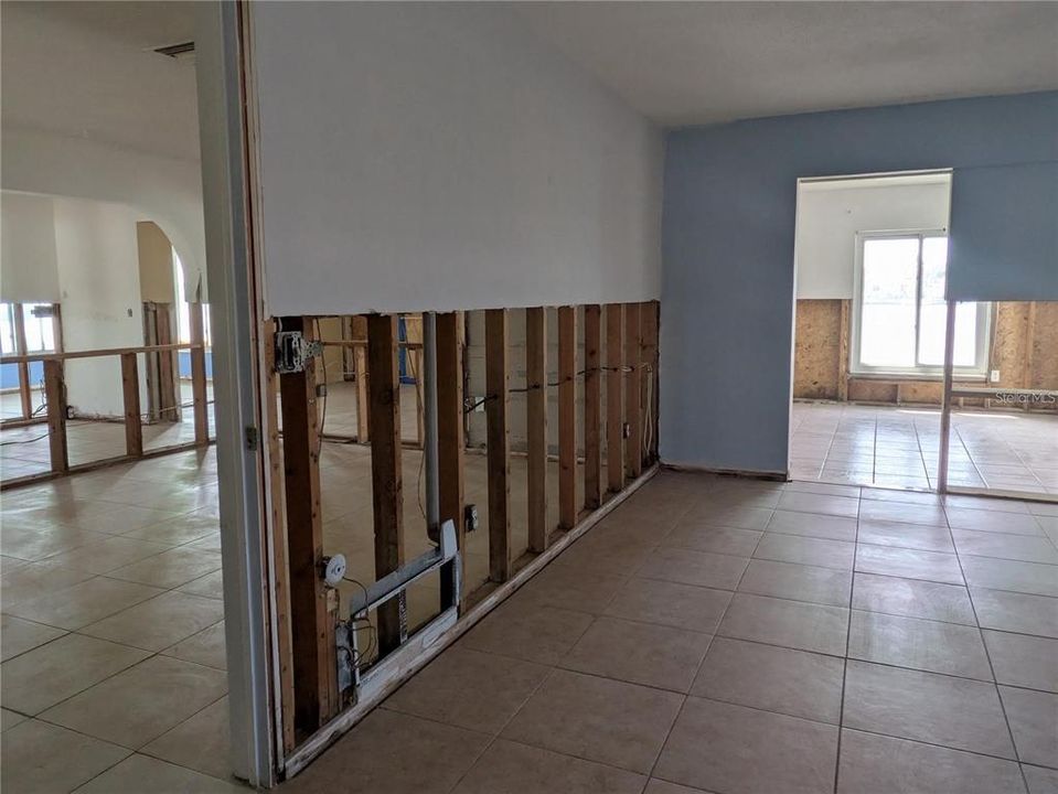 En Venta: $2,825,000 (5 camas, 3 baños, 2584 Pies cuadrados)