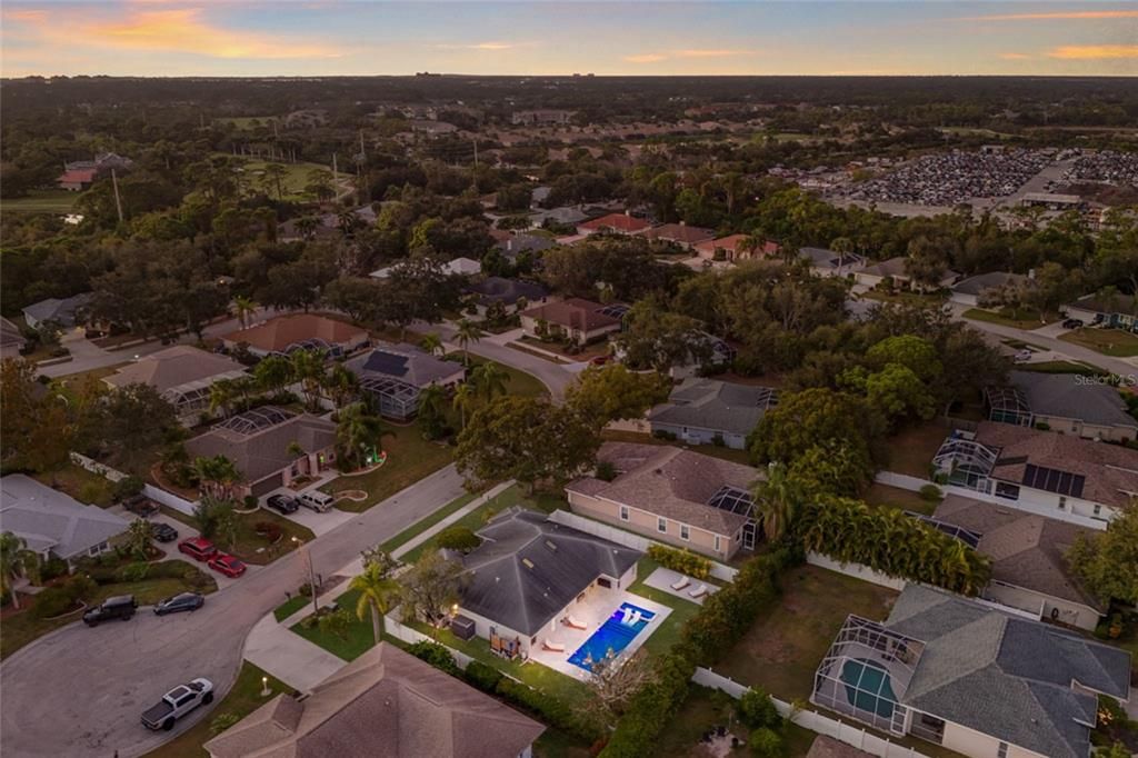 На продажу: $749,000 (4 спален, 2 ванн, 2111 Квадратных фут)