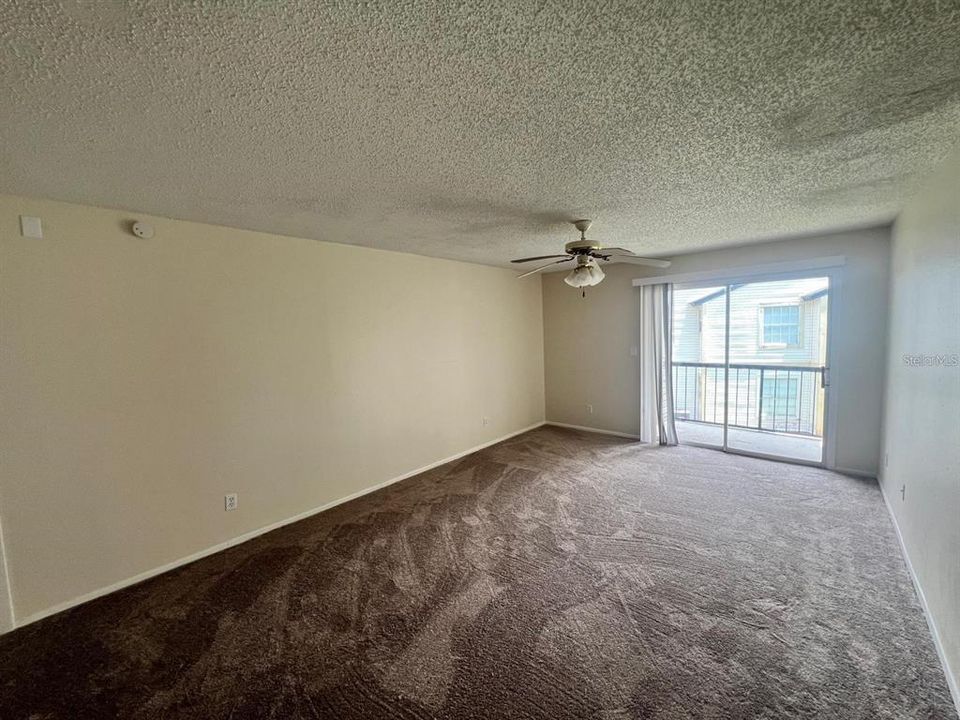 For Rent: $1,475 (2 beds, 2 baths, 864 Square Feet)