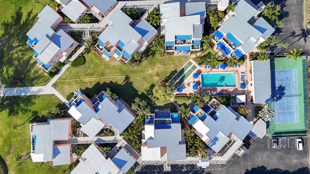 待售: $829,000 (2 贝兹, 2 浴室, 1104 平方英尺)