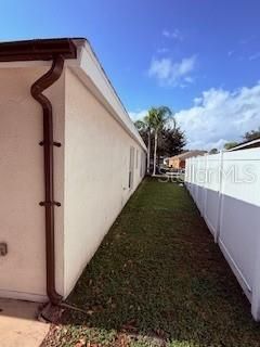 For Sale: $369,900 (4 beds, 2 baths, 1936 Square Feet)