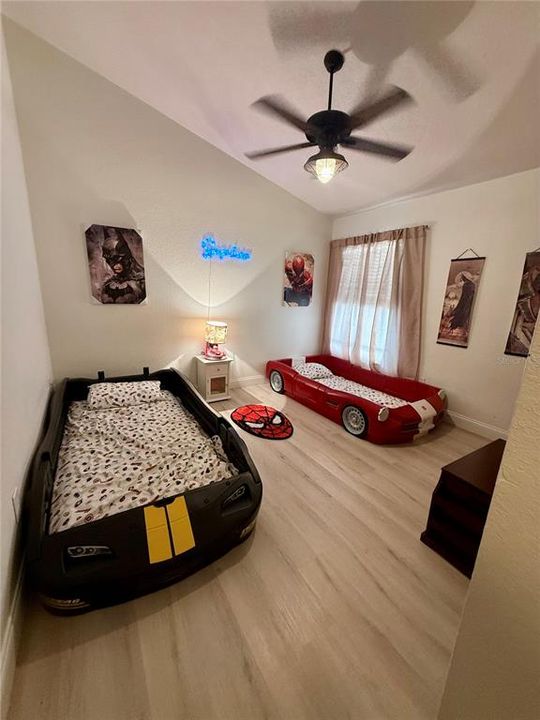 En Venta: $575,000 (4 camas, 3 baños, 2346 Pies cuadrados)