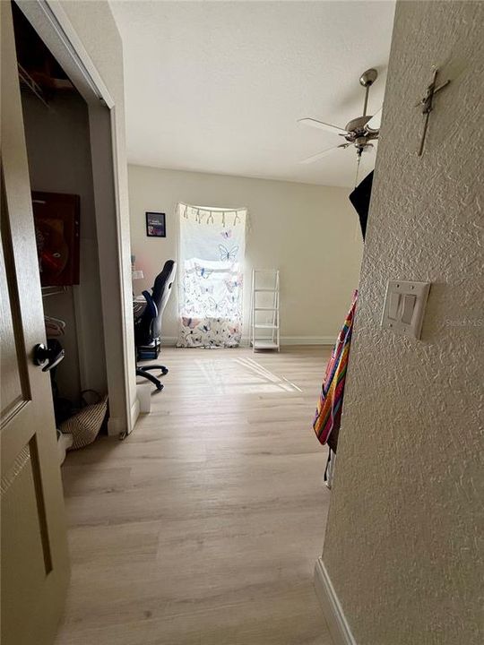 En Venta: $575,000 (4 camas, 3 baños, 2346 Pies cuadrados)