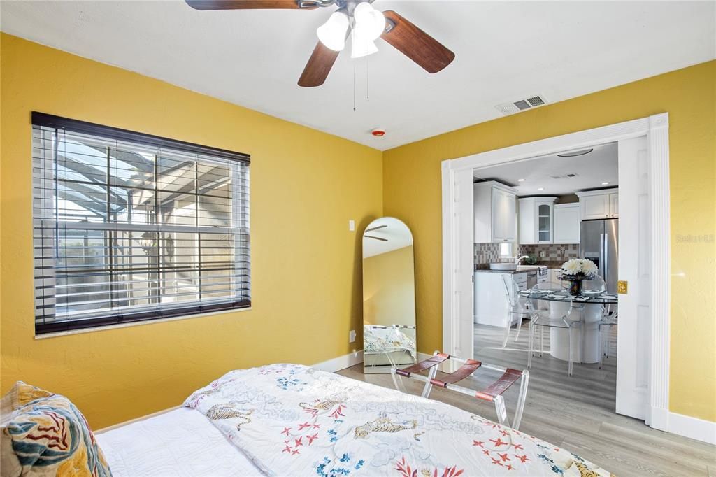 For Sale: $575,000 (3 beds, 2 baths, 1208 Square Feet)