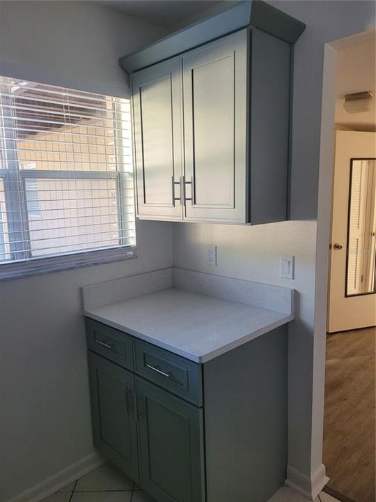 For Sale: $149,750 (1 beds, 1 baths, 745 Square Feet)