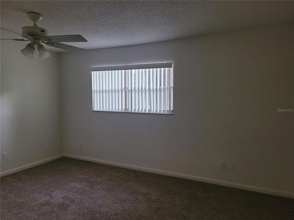 For Sale: $149,750 (1 beds, 1 baths, 745 Square Feet)