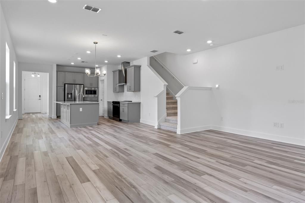 For Rent: $3,200 (4 beds, 3 baths, 2163 Square Feet)