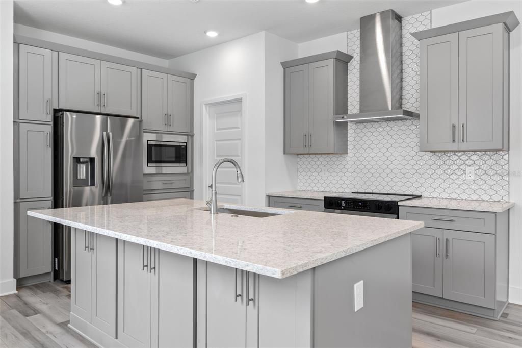 For Rent: $3,200 (4 beds, 3 baths, 2163 Square Feet)