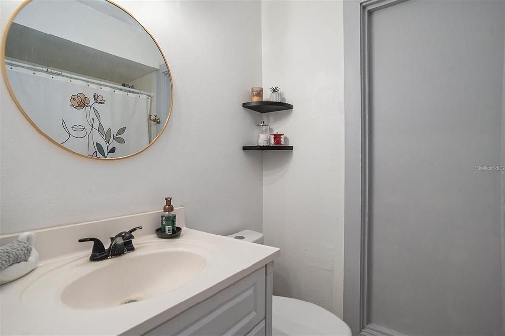 For Sale: $370,000 (4 beds, 2 baths, 1578 Square Feet)