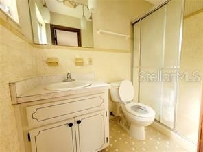 В аренду: $1,700 (3 спален, 2 ванн, 1232 Квадратных фут)