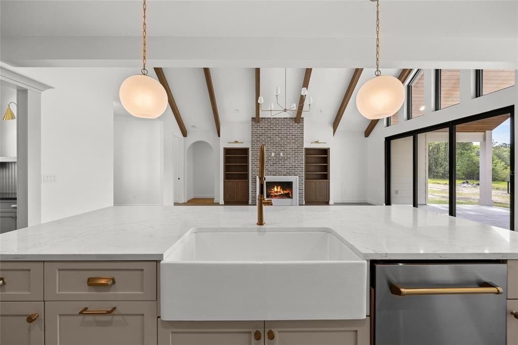 待售: $849,900 (4 贝兹, 2 浴室, 3003 平方英尺)