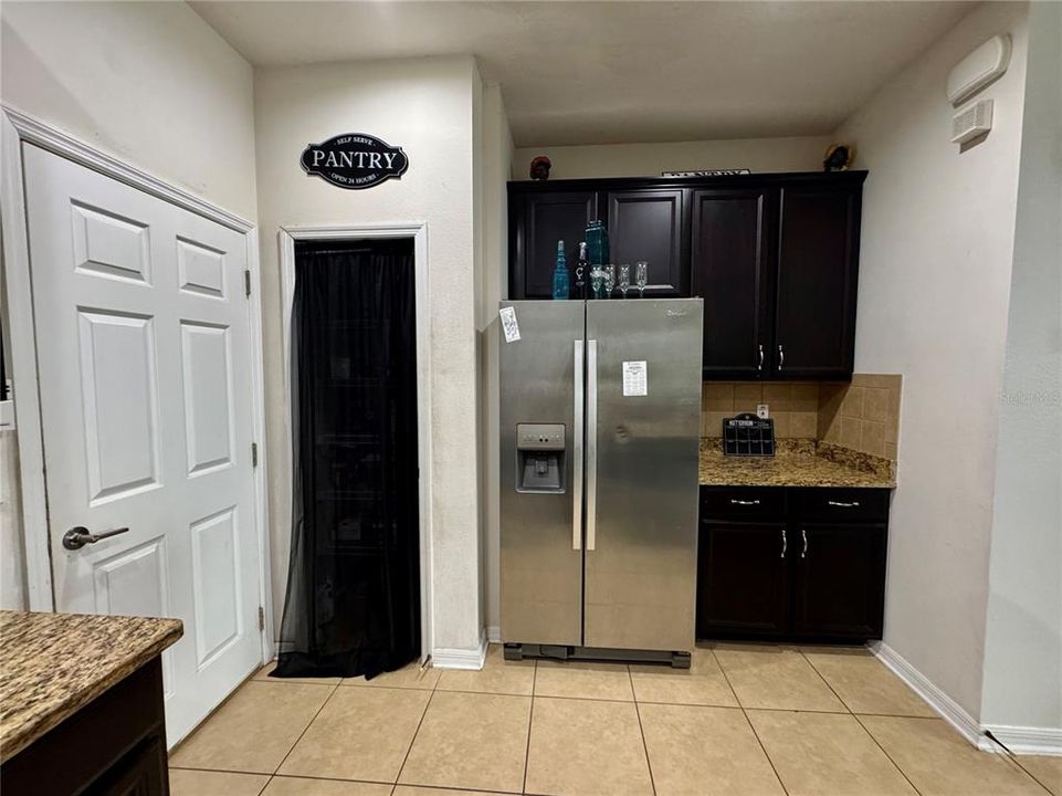 En Renta: $2,295 (3 camas, 2 baños, 1420 Pies cuadrados)