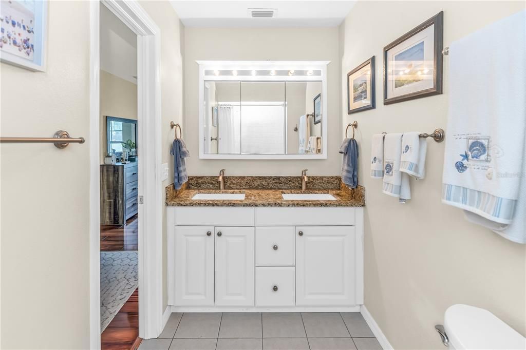 待售: $320,000 (3 贝兹, 2 浴室, 1544 平方英尺)