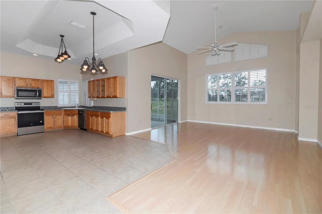 待售: $274,900 (3 贝兹, 2 浴室, 1544 平方英尺)