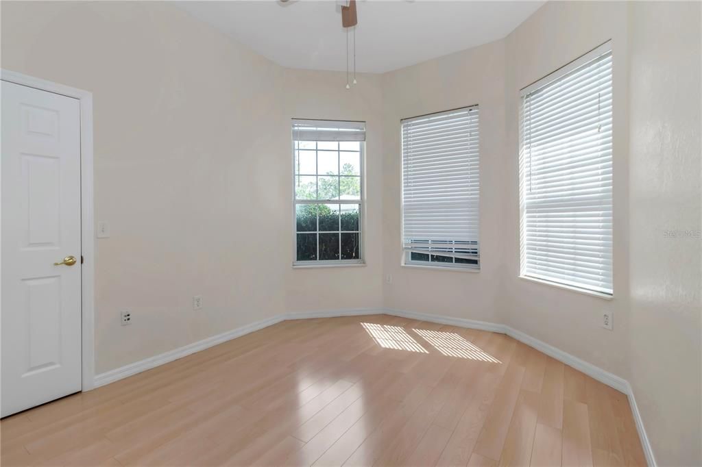 待售: $274,900 (3 贝兹, 2 浴室, 1544 平方英尺)