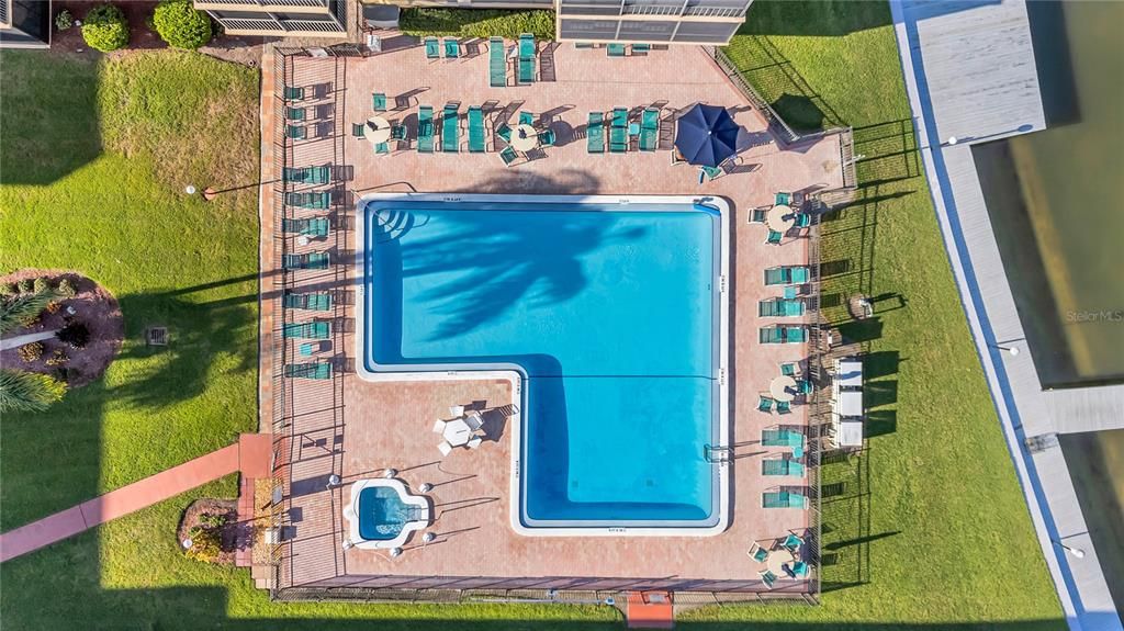 待售: $499,000 (2 贝兹, 2 浴室, 985 平方英尺)