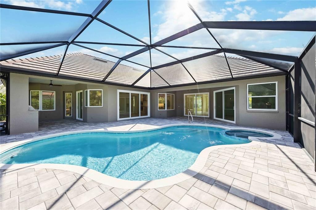 На продажу: $1,699,000 (4 спален, 3 ванн, 2854 Квадратных фут)