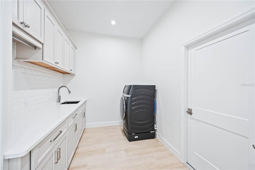 На продажу: $1,699,000 (4 спален, 3 ванн, 2854 Квадратных фут)