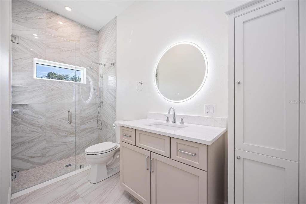 На продажу: $1,699,000 (4 спален, 3 ванн, 2854 Квадратных фут)