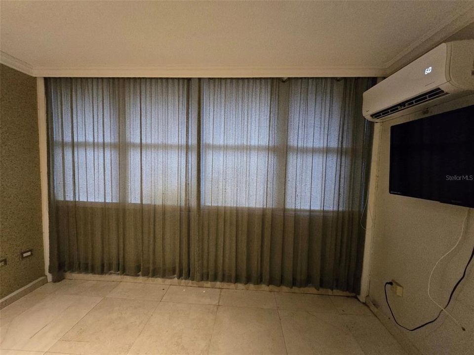 В аренду: $2,000 (3 спален, 2 ванн, 1341 Квадратных фут)