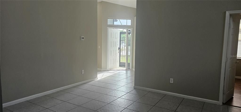 For Sale: $399,900 (3 beds, 2 baths, 1671 Square Feet)