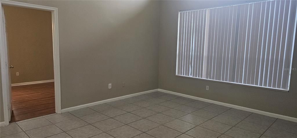 For Sale: $399,900 (3 beds, 2 baths, 1671 Square Feet)