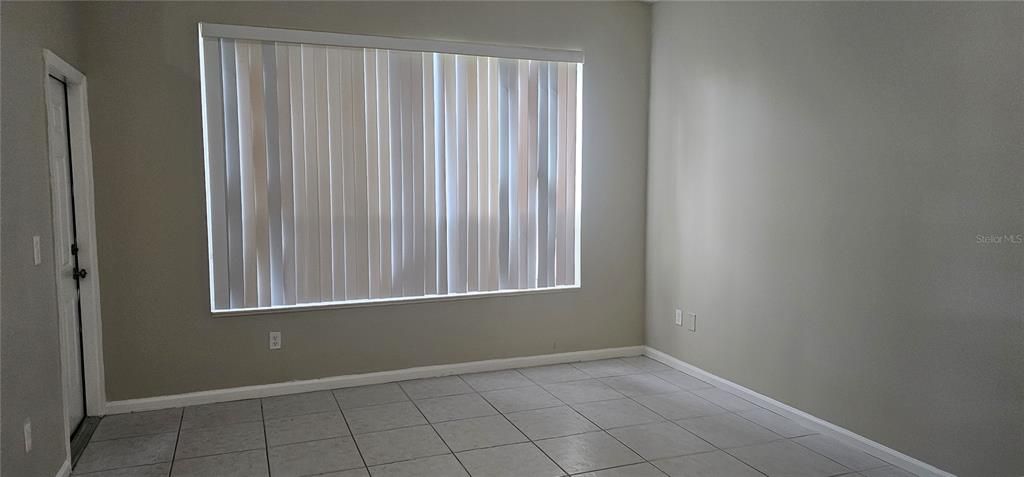 For Sale: $399,900 (3 beds, 2 baths, 1671 Square Feet)