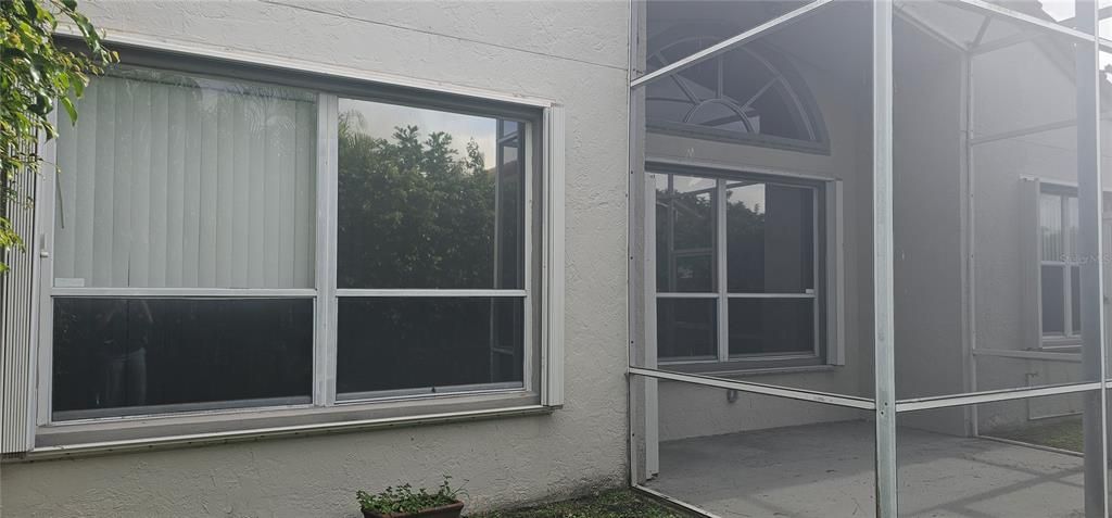 For Sale: $399,900 (3 beds, 2 baths, 1671 Square Feet)