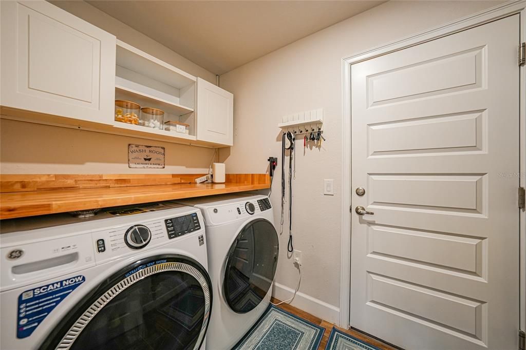 For Sale: $485,000 (4 beds, 2 baths, 1754 Square Feet)