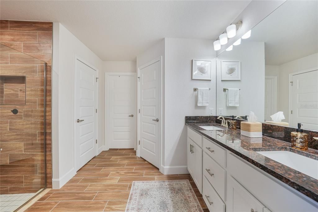 For Sale: $485,000 (4 beds, 2 baths, 1754 Square Feet)