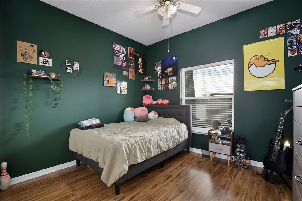 For Sale: $535,000 (5 beds, 3 baths, 2539 Square Feet)