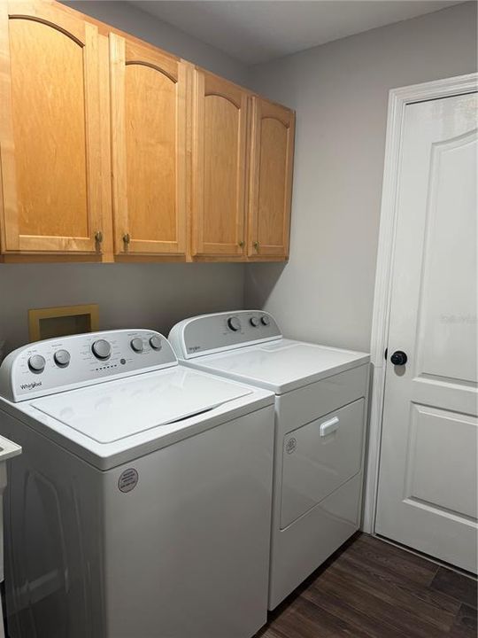 For Sale: $535,000 (5 beds, 3 baths, 2539 Square Feet)