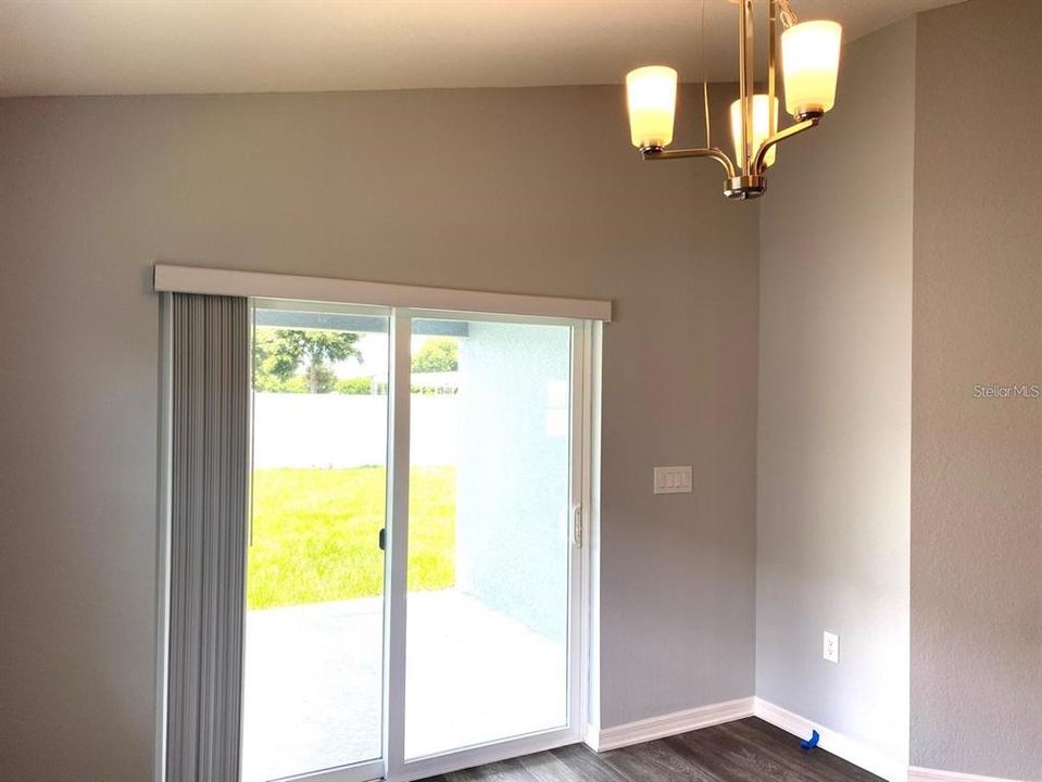 En Renta: $2,400 (3 camas, 2 baños, 1818 Pies cuadrados)