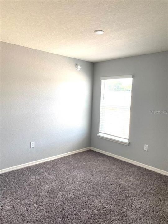 En Renta: $2,400 (3 camas, 2 baños, 1818 Pies cuadrados)