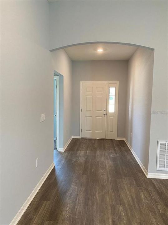 En Renta: $2,400 (3 camas, 2 baños, 1818 Pies cuadrados)