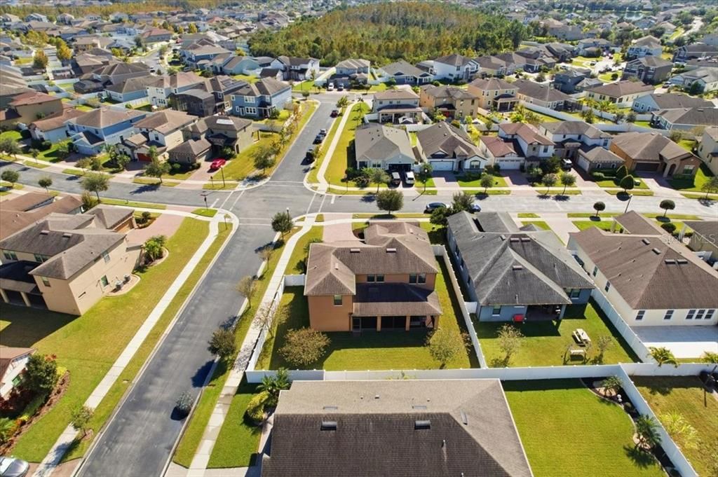 For Sale: $689,900 (4 beds, 3 baths, 3070 Square Feet)